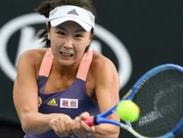 نجمة التنس المختفية بينغ تظهر بفيديو جديد من شنغهاي - وكالة ستيب نيوز