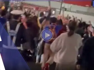 شاهد|| هكذا احتفل اليابانيون بفوزهم على الألمان بعد أن أقروا بفضل "إلهام السعوديين" - وكالة ستيب نيوز