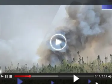 شاهد|| حرائق غابات غير مسبوقة في كندا تجبر الآلاف على الفرار وتهدد إنتاج النفط الرملي - وكالة ستيب نيوز