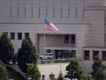 واشنطن تستدعي موظفي سفارتها غير الأساسيين في العاصمة الأفغانية كابول.. وتكشف السبب - وكالة ستيب نيوز