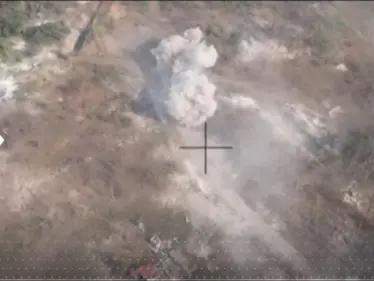 بالفيديو|| القوات الروسية تستهدف جنوداً أوكرانيين في جبهة إيزوم بالمدفعية الثقيلة - وكالة ستيب نيوز