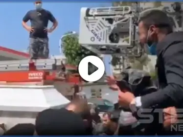 بالفيديو|| شاب لبناني يودع خطيبته بطريقة فريدة حاملا بدلتها الرسمية.. "سحر فارس كسرتيلي ضهري" - وكالة ستيب نيوز