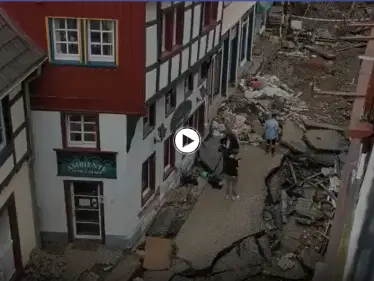 بالفيديو|| إقالة إعلامية شهيرة بسبب خداع المشاهدين أثناء تغطية فيضانات ألمانيا - وكالة ستيب نيوز