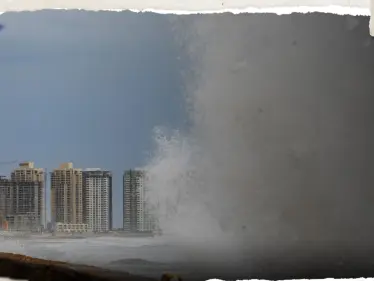 أعاصير عاتية وأمطار غزيرة تضرب الهند.. وفيديوهات توثق قوة الإعصار "الكارثة" - وكالة ستيب نيوز