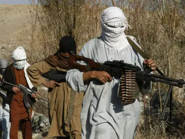 بعمليةٍ مباغتة.. وزير الدفاع الأفغاني يعلن استعادة السيطرة على 3 مناطق من حركة طالبان - وكالة ستيب نيوز