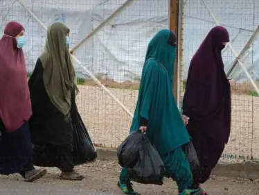 تعطّلت في اللحظة الأخيرة.. لماذا أُعيدت عائلات داعش من مخيم الروج قبل مغادرتهم إلى أستراليا؟ - وكالة ستيب نيوز