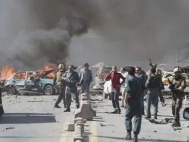 بالفيديو|| شاهد كيف يبدو مطار كابل بعد الهجوم الإرهابي.. ومسؤول عسكري أمريكي يكشف الأسوأ القادم - وكالة ستيب نيوز