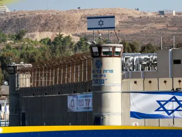 لماذا تصرّ حماس على إطلاق سراح 3 شخصيات "ذات وزن كبير" بصفقة التبادل المُقبلة؟ - وكالة ستيب نيوز