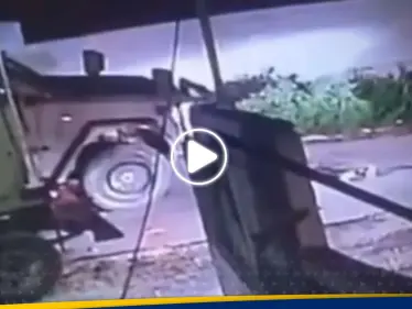 الخارجية الفلسطينية تعلّق على فيديو "دهس" آلية إسرائيلية جثمان شاب بعد قتله بالضفة الغربية - وكالة ستيب نيوز