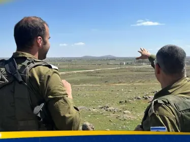 شاهد || أفيخاي أدرعي يتجول في الجنوب السوري.. ويوجه رسالة - وكالة ستيب نيوز