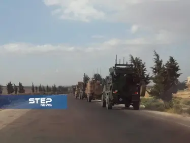 شاهد بالصور .. رتل تركي برفقة فصائل الثوار أثناء سيره على الاتوستراد الدولي جنوب إدلب باتجاه نقطة المراقبة التركية في مدينة مورك بريف حماة الشمالي - وكالة ستيب نيوز