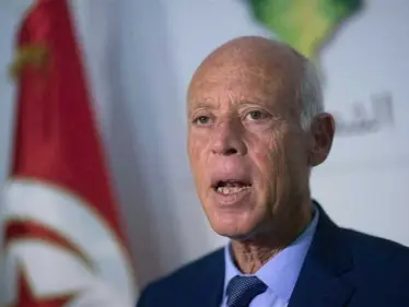 الرئيس التونسي يصدر قرارات هامّة تستثني الأمن والجيش والبيت الأبيض يدخل على خط الأزمة - وكالة ستيب نيوز