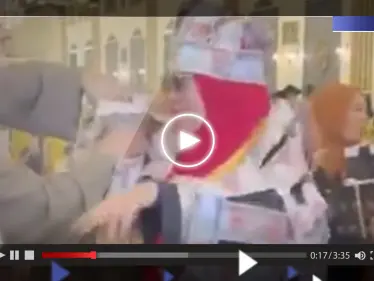 بعدما أثارت ضجة بمصر.. صاحبة فستان النقود تكسر صمتها وتكشف مصدرها - وكالة ستيب نيوز