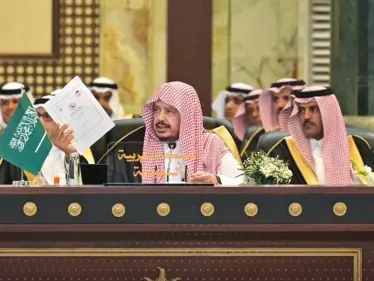 بالفيديو|| رئيس مجلس الشورى السعودي يثير تفاعلاً بتفسيره آية قرآنية لبرلماني أردني أخطأ فيها - وكالة ستيب نيوز