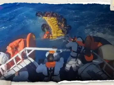 انطلقت من تونس.. مصرع 41 مهاجراً في غرق سفينة قبالة جزيرة إيطالية - وكالة ستيب نيوز