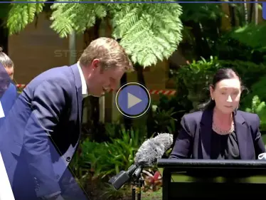 بالفيديو|| عنكبوت ضخم يتسلق قدم وزيرة الصحة الأسترالية في مؤتمر صحفي شاهد ردة فعلها - وكالة ستيب نيوز