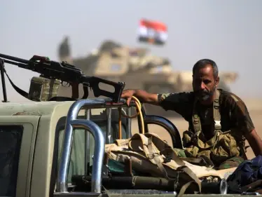 بالفيديو|| ميليشيا الحشد الشعبي تنتشر في العاصمة بغداد وتسيطر على بوابة المنطقة الخضراء - وكالة ستيب نيوز