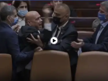 بالفيديو|| الكنيست الإسرائيلي يسقط مشروع قانون كفر قاسم.. ومشادة كلامية بين نواب ووزير عربي - وكالة ستيب نيوز