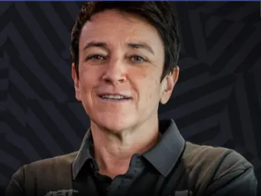 بالفيديو|| حادثة مروعة لمتسابقة انقلبت سيارتها 4 مرات في سباق "إكستريم إي" ومصادر تكشف مصيرها - وكالة ستيب نيوز