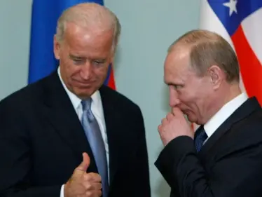 بوتين يغازل جو بايدن قبل القمة المنتظرة ويتنصل من قضية أثارت جدلاً بين البلدين - وكالة ستيب نيوز