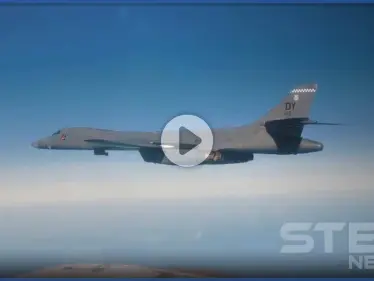 بالفيديو || مقاتلة روسية تعترض هدفين أمريكيين فوق بحر بيرنغ - وكالة ستيب نيوز