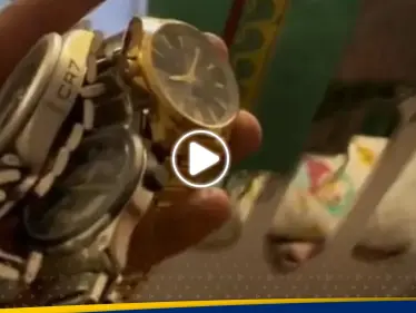 شاهد|| موظف في مكتب نتنياهو يصور نفسه وهو يسرق مقتنيات ثمينة من منزل في غزة - وكالة ستيب نيوز