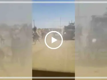 شاهد بالفيديو|| جندي روسي يوثّق بكاميرته من داخل الدورية رجم الأهالي لهم بالحجارة والأحذية - وكالة ستيب نيوز