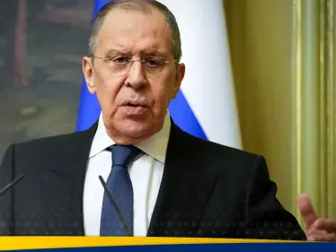 بعد أن أثار الجدل.. لافروف يكشف سبب ارتدائه شعار الاتحاد السوفيتي - وكالة ستيب نيوز