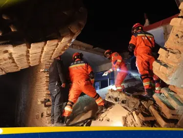 شاهد|| الأعنف منذ سنوات.. زلزال قوي يضرب الصين ويخلف مئات الضحايا - وكالة ستيب نيوز