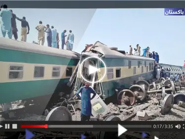 بالفيديو|| مقتل 15 شخصاً على الأقل بعد انحراف قطار عن مساره في باكستان - وكالة ستيب نيوز