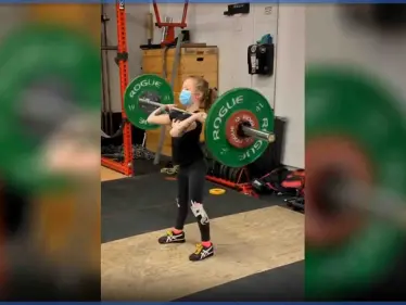 بالفيديو|| أقوى طفل بالعالم.. طفلة كندية تحمل وزن 80 كيلوغرام وعمرها 7 سنوات - وكالة ستيب نيوز