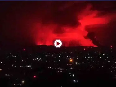 لحظة ثوران بركان في الكونغو وفرار الناس هرباً منه حفاظاً على حياتهم (صور وفيديو) - وكالة ستيب نيوز