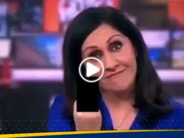 بالفيديو|| مذيعة شهيرة تقوم بحركة بذيئة على الهواء.. وهكذا بررت تصرفها - وكالة ستيب نيوز