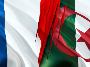 الجزائر تستدعي السفير الفرنسي لديها احتجاجاً على تشديد باريس التأشيرات على مواطنيها - وكالة ستيب نيوز