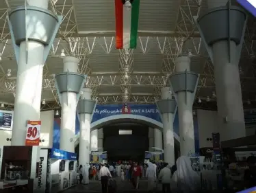 ما القصة.. مزحة تتسبب بترحيل مقيم مصري من دولة خليجية - وكالة ستيب نيوز