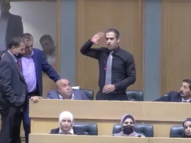 النائب الأردني أسامة العجارمة يتخذ قراراً حاسماً بعد موجة الجدل التي تسبب بها - وكالة ستيب نيوز