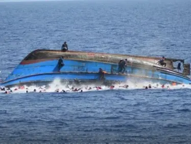 فقدان 20 مهاجراً أفريقياً بعد غرق قاربهم قبالة سواحل تونس - وكالة ستيب نيوز