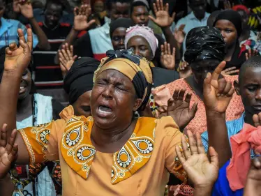 فاجعة بمقتل العشرات خلال حفل تكريم رئيس تنزانيا الراحل منذ أسبوعين "جون ماغوفولي" - وكالة ستيب نيوز