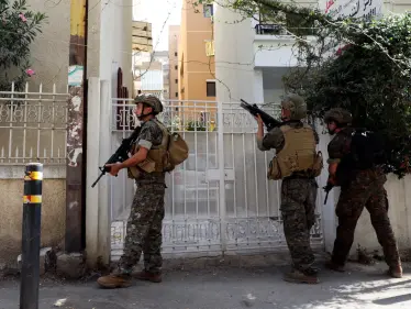 الرئاسة اللبنانية تكشف حقيقة طلب القاضي طارق بيطار التنحي.. والاتحاد الأوروبي يتخذ قراراً صارماً - وكالة ستيب نيوز