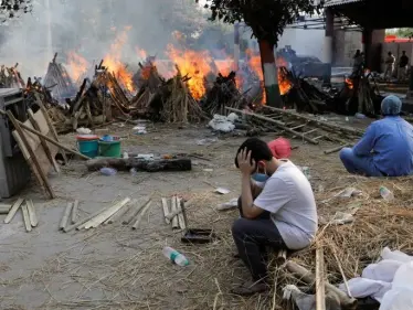 الموت يخيّم على الهند.. أرقام قياسية بالوفيات نتيجة الوباء - وكالة ستيب نيوز