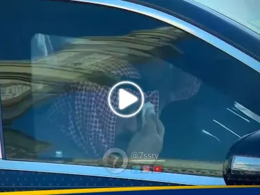 فيديو تأثر أمير الكويت الجديد لحظة دفن الشيخ نواف يثير تفاعل على مواقع التواصل - وكالة ستيب نيوز