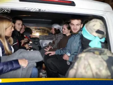 صحيفة إسرائيلية تكشف عدد المحتجزين الأحياء لدى حماس في غزة - وكالة ستيب نيوز