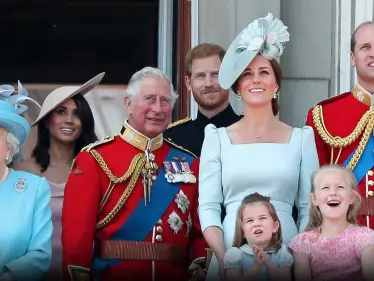 خادم الأميرة البريطانية الراحلة ديانا يتحدث عن "خطر" يواجه العائلة الملكية  - وكالة ستيب نيوز