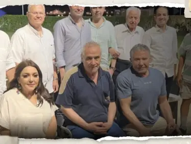 "بالشورت".. صورة اجتماع لأحزاب سياسية معارضة بمصر تثير الجدل - وكالة ستيب نيوز