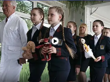 خوف وهلع في مدرسة أمريكية بعد إطلاق الرصاص بين الطلاب.. وفيديو يوثق الحدث - وكالة ستيب نيوز