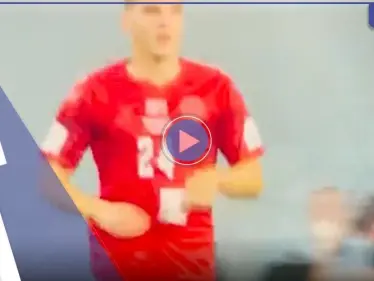 بالفيديو|| "ورقة مسروقة".. الكشف عن حيلة استخدمتها أستراليا أمام الدنمارك لتغيير نتيجة المباراة - وكالة ستيب نيوز