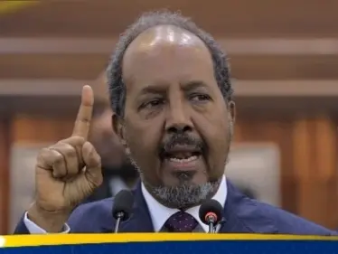 الصومال.. هكذا يساوم الرئيس على السيادة مقابل البقاء - وكالة ستيب نيوز