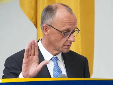 تزامناً مع تهديدات ترامب.. المستشار الألماني: “أيام النظام الإيراني معدودة” - وكالة ستيب نيوز