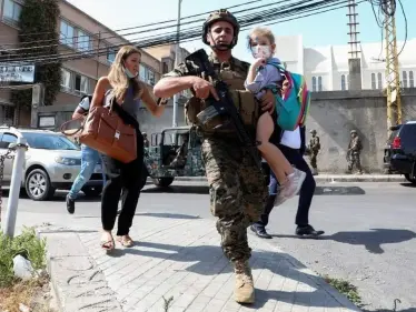 أول تعليق روسي على أحداث بيروت.. موسكو تتوجه برسائل للمنخرطين بالأحداث الدموية والحكومة اللبنانية - وكالة ستيب نيوز