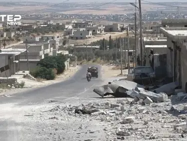 جولة ميدانية لعدسة ستيب تُظهر حجم الدمار الهائل داخل بلدة كفرسجنة جنوب إدلب - وكالة ستيب نيوز